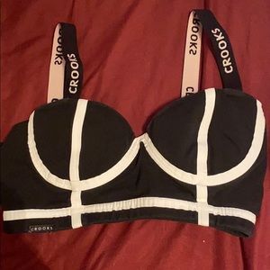 Crooks & Castles sports bra excellent condition